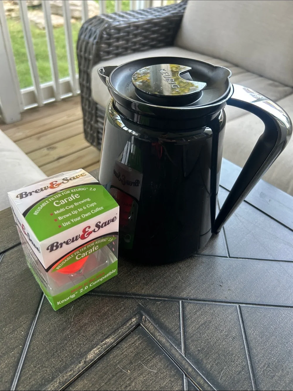 Keurig 2.0 Black Coffee Carafe with Keurig-Compatible Reusable Filter